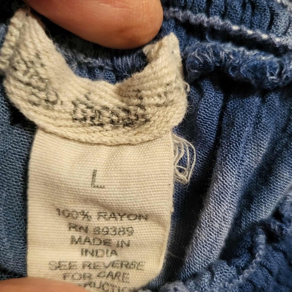 Blue Tie-Dye Blouse with Lace Sleeves - Picture 2 of 4